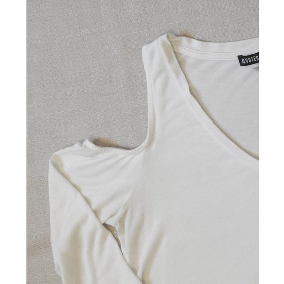 Devoted cut-out details White T-shirt - Picture 3 of 4